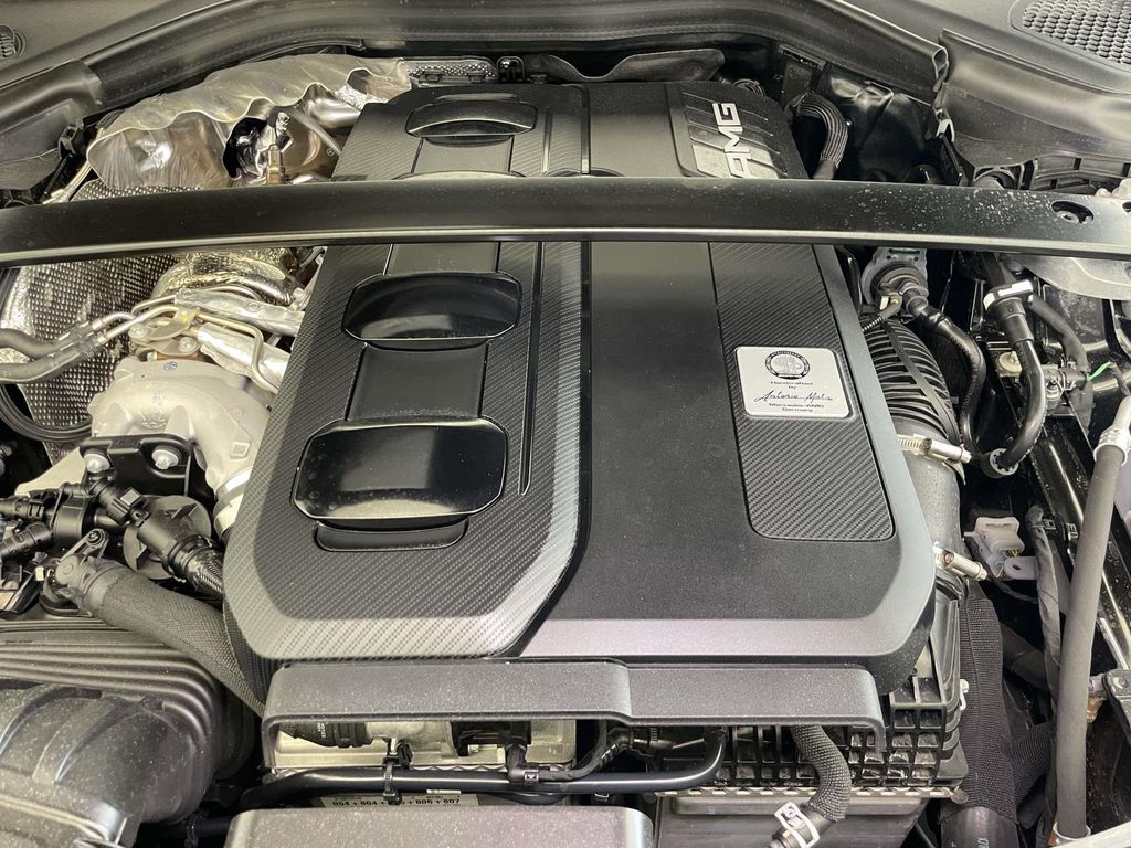 2024 Mercedes Benz GLC 43 AMG 4MATIC photo 23