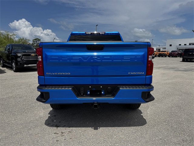 2025 Chevrolet Silverado 1500 Custom photo 6