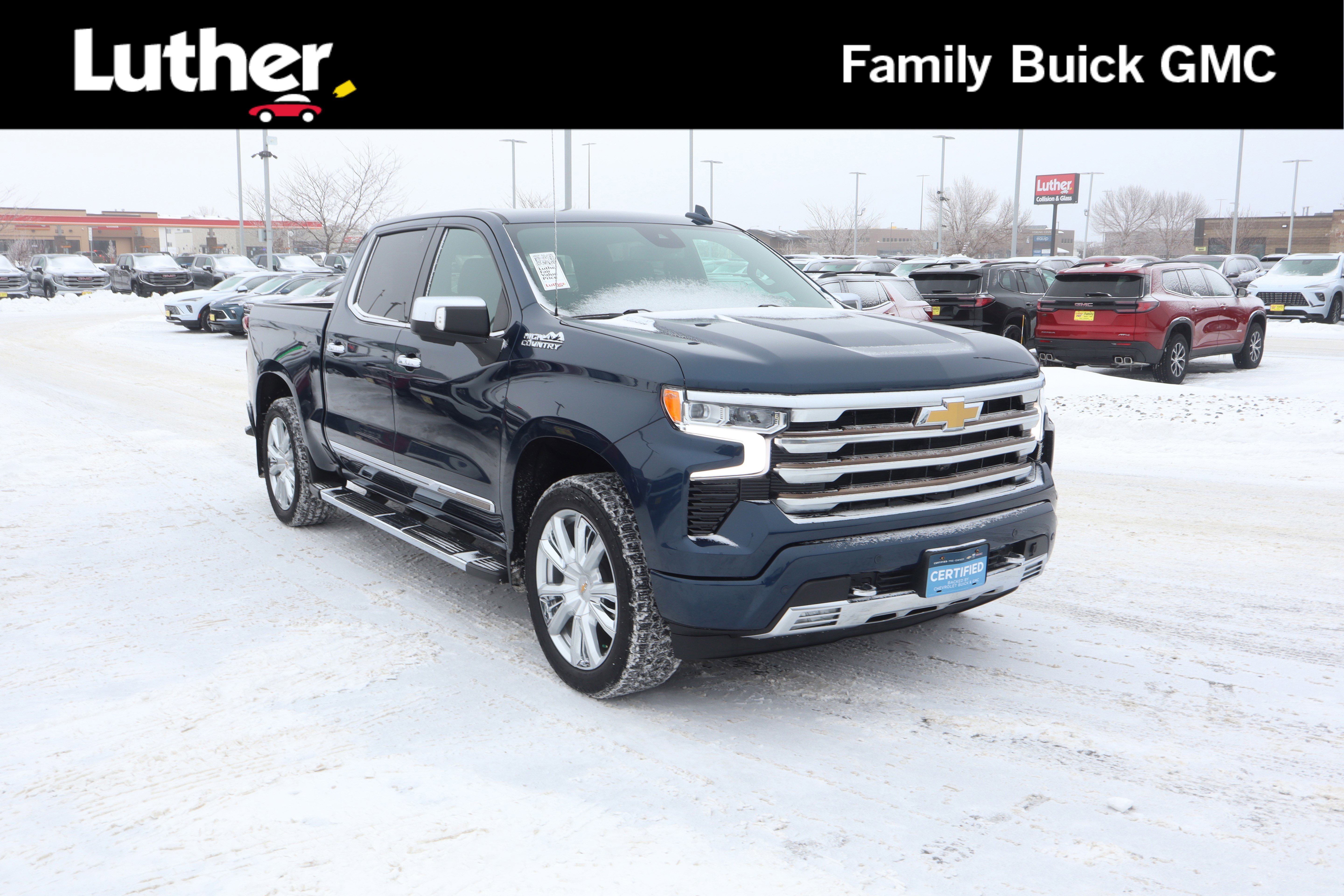 2022 Chevrolet Silverado 1500 High Country's photo