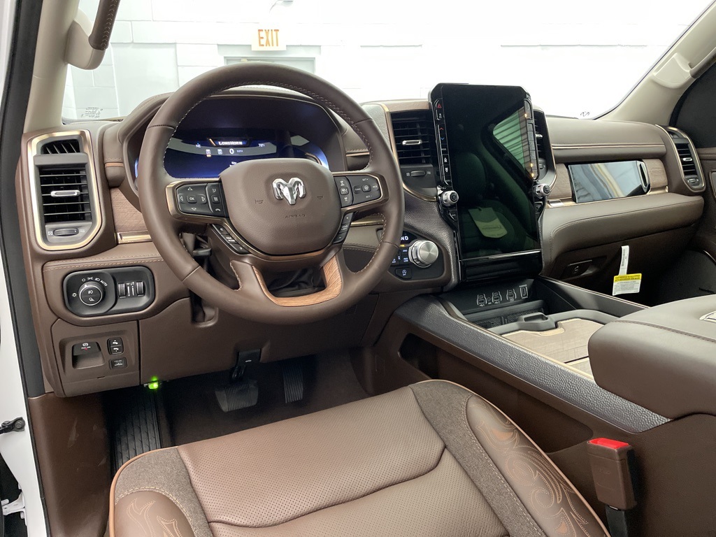 2025 Ram 1500 Limited photo 11