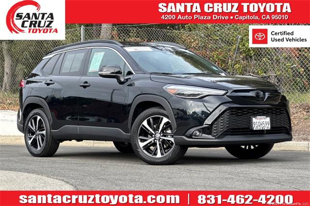 2025 Toyota Corolla Cross XSE's photo