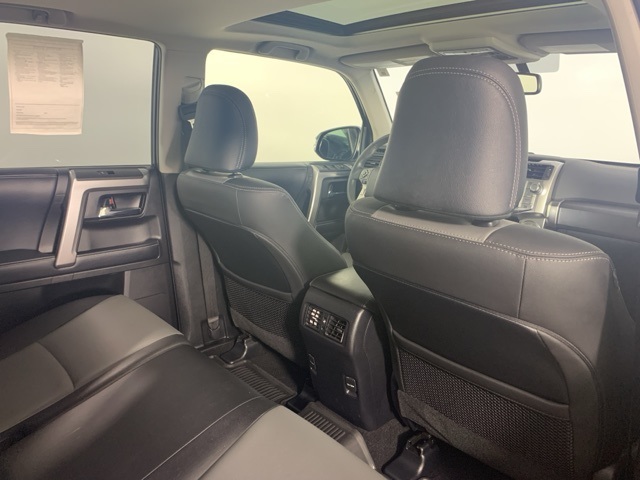 2019 Toyota 4Runner SR5 Premium photo 26