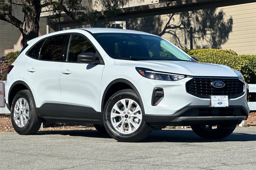 2025 Ford Escape Active photo 2