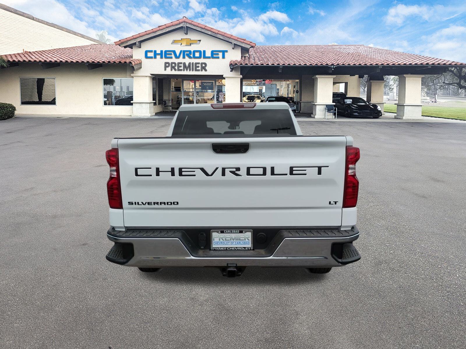 2024 Chevrolet Silverado 1500 LT photo 4