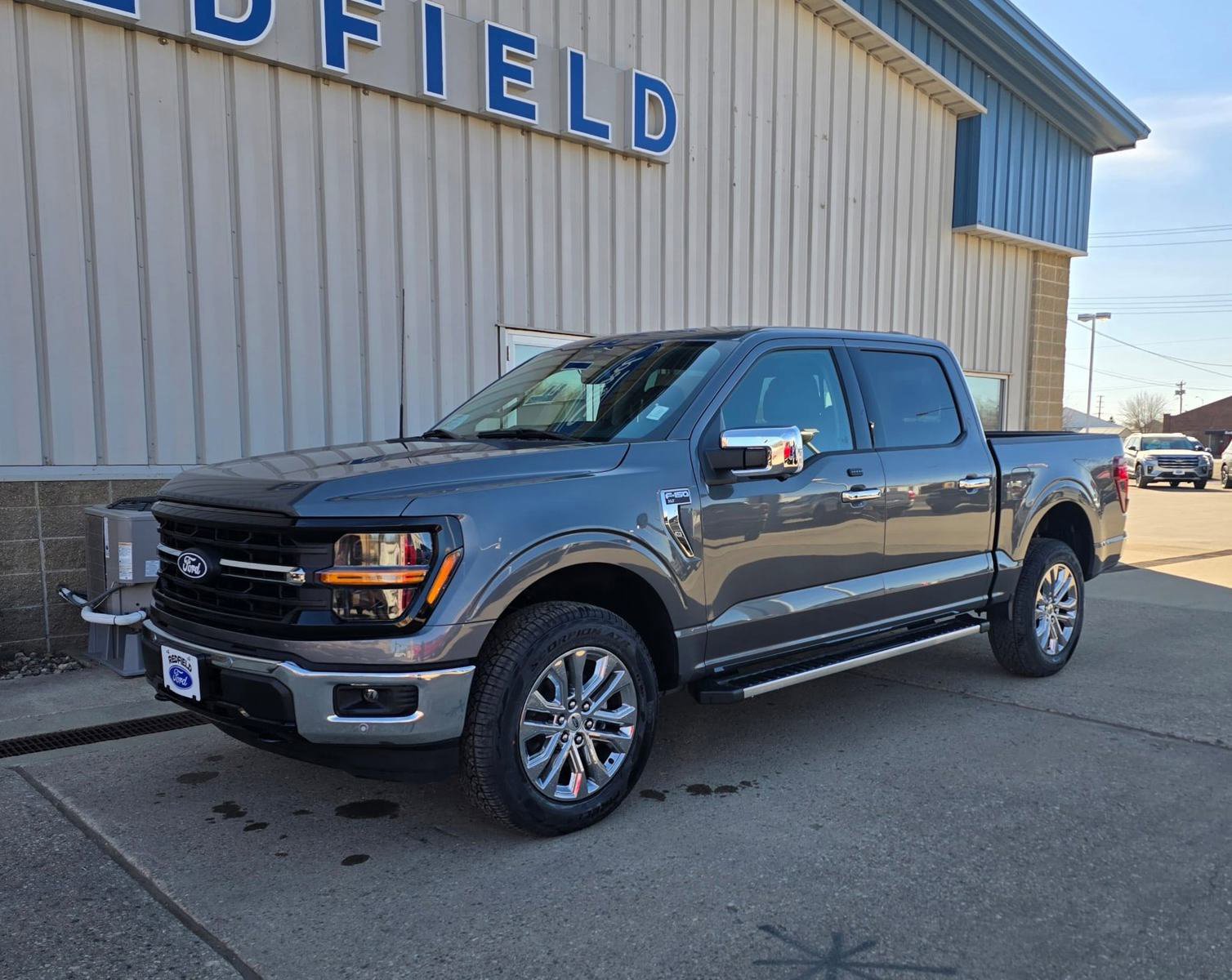 2025 Ford F-150 XLT photo 4