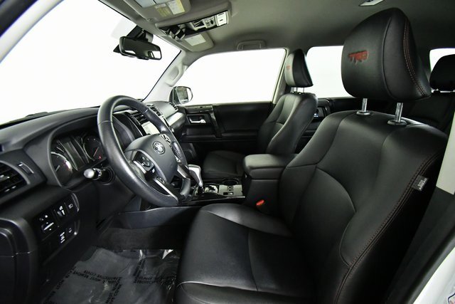 2024 Toyota 4Runner TRD Off-Road Premium photo 4