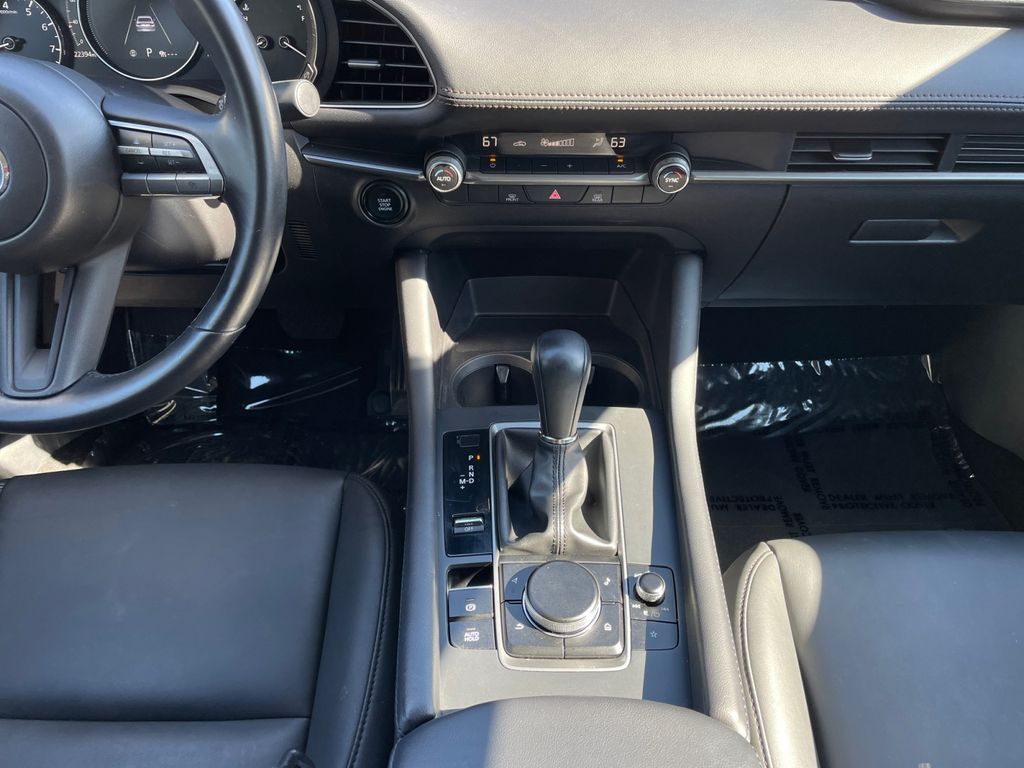 2022 Mazda Mazda3 Select photo 11