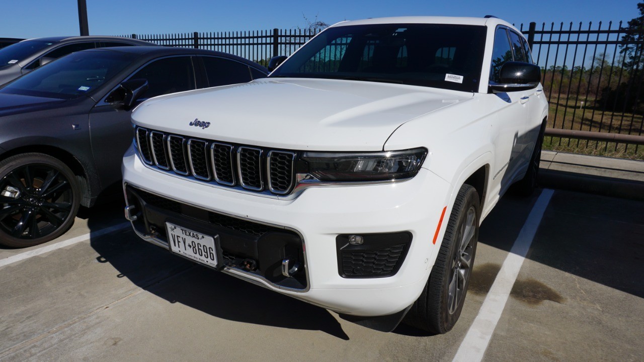 2024 Jeep Grand Cherokee Overland's photo