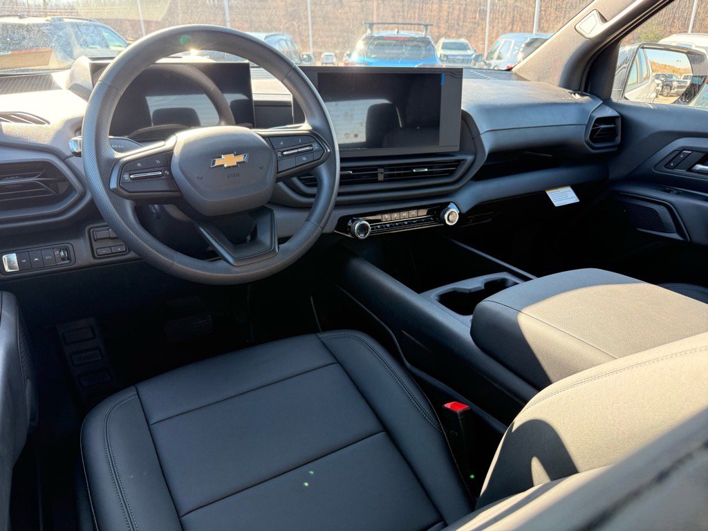 2024 Chevrolet Silverado EV Work Truck photo 4