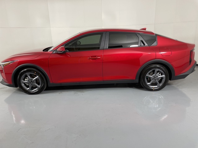 2025 Kia K4 LXS photo 4