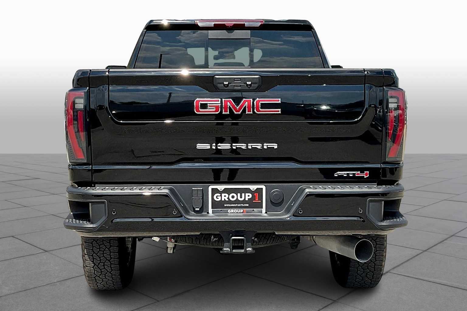 2025 Gmc Sierra 2500 HD AT4 photo 4