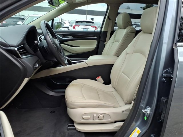 2020 Buick Enclave Essence photo 16
