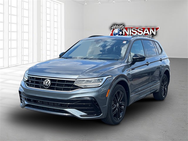 2022 Volkswagen Tiguan SE R-Line Black photo 2
