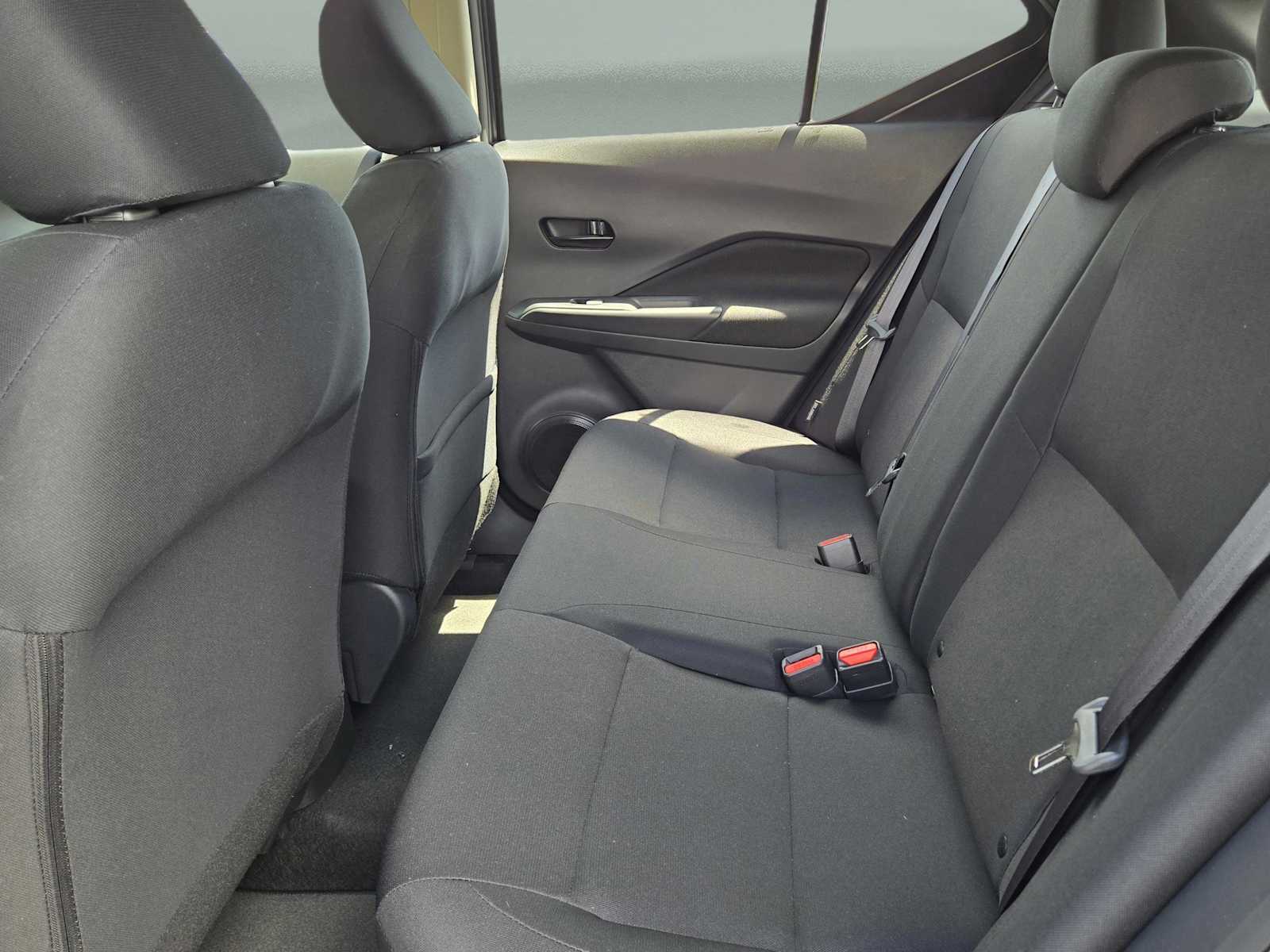 2025 Nissan Kicks Play S photo 12