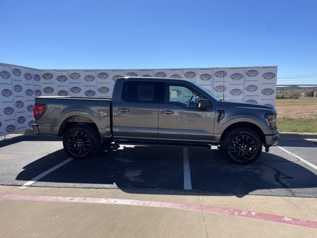 2025 Ford F-150 XLT's photo