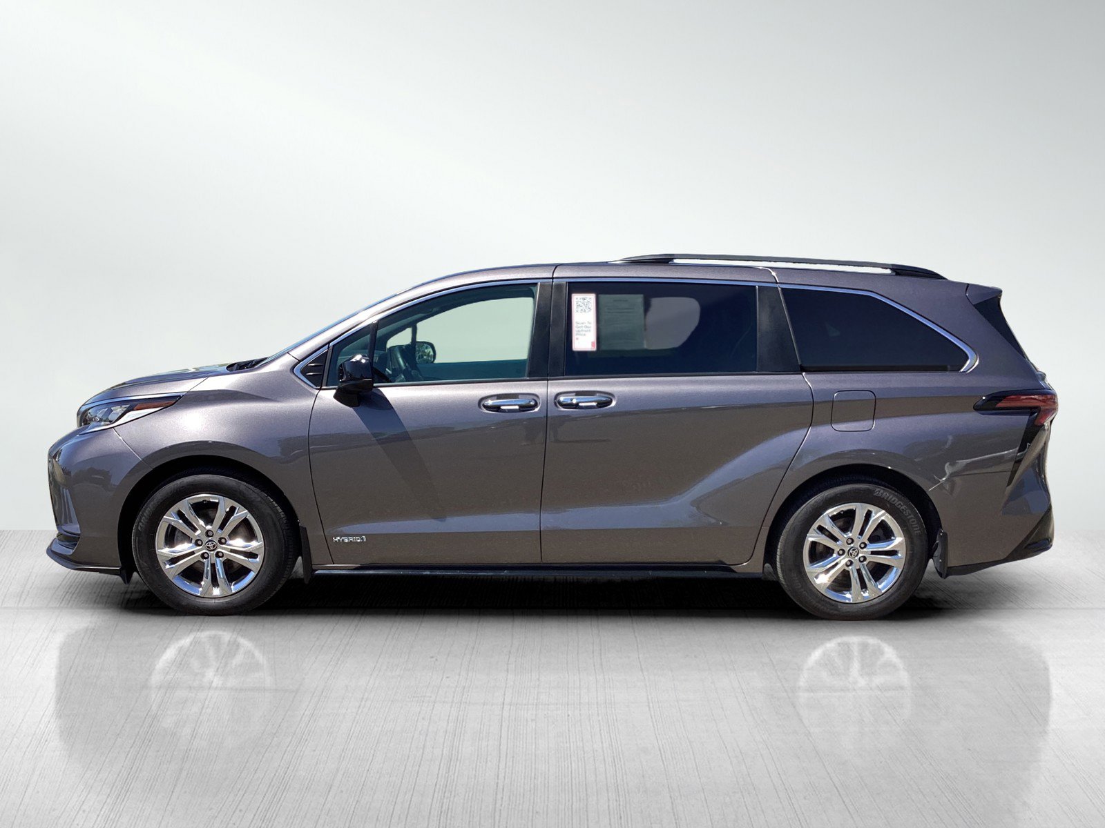Used 2021 Toyota Sienna LE with VIN 5TDGSKFC0MS002517 for sale in Bloomington, Minnesota