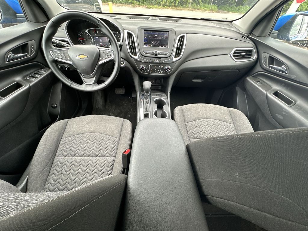 2024 Chevrolet Equinox LT photo 17
