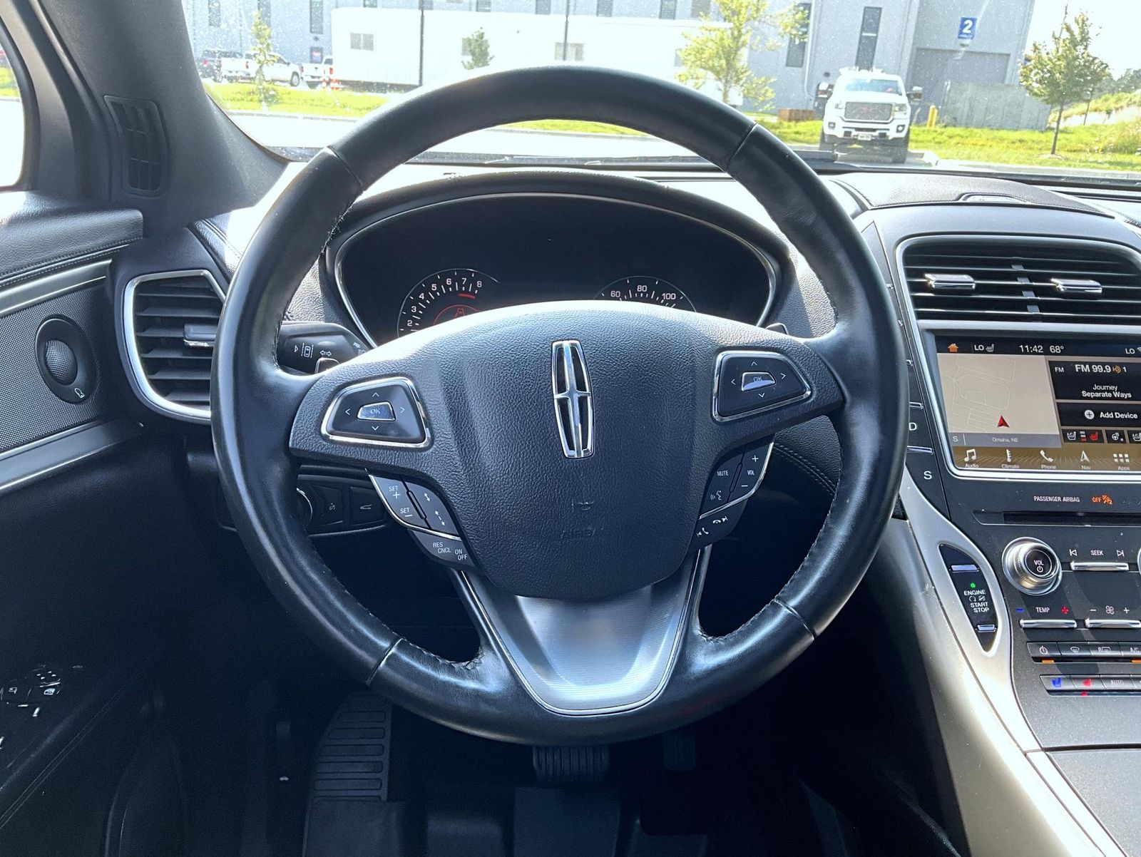 2018 Lincoln MKX Reserve photo 12