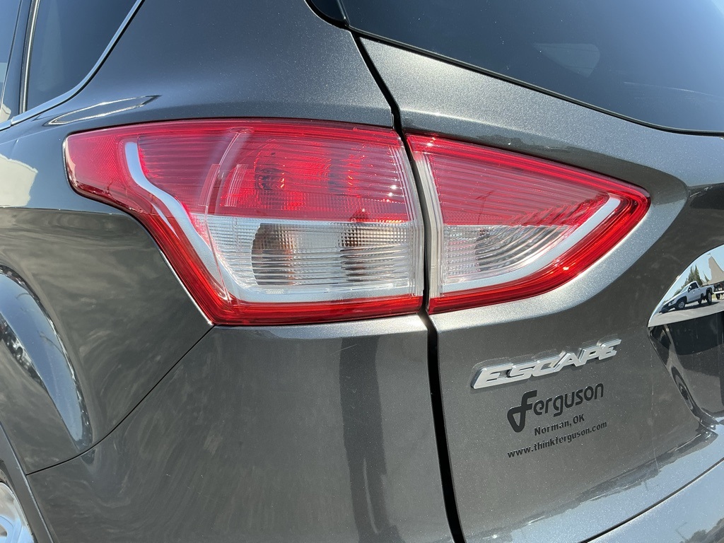 2015 Ford Escape Titanium photo 15