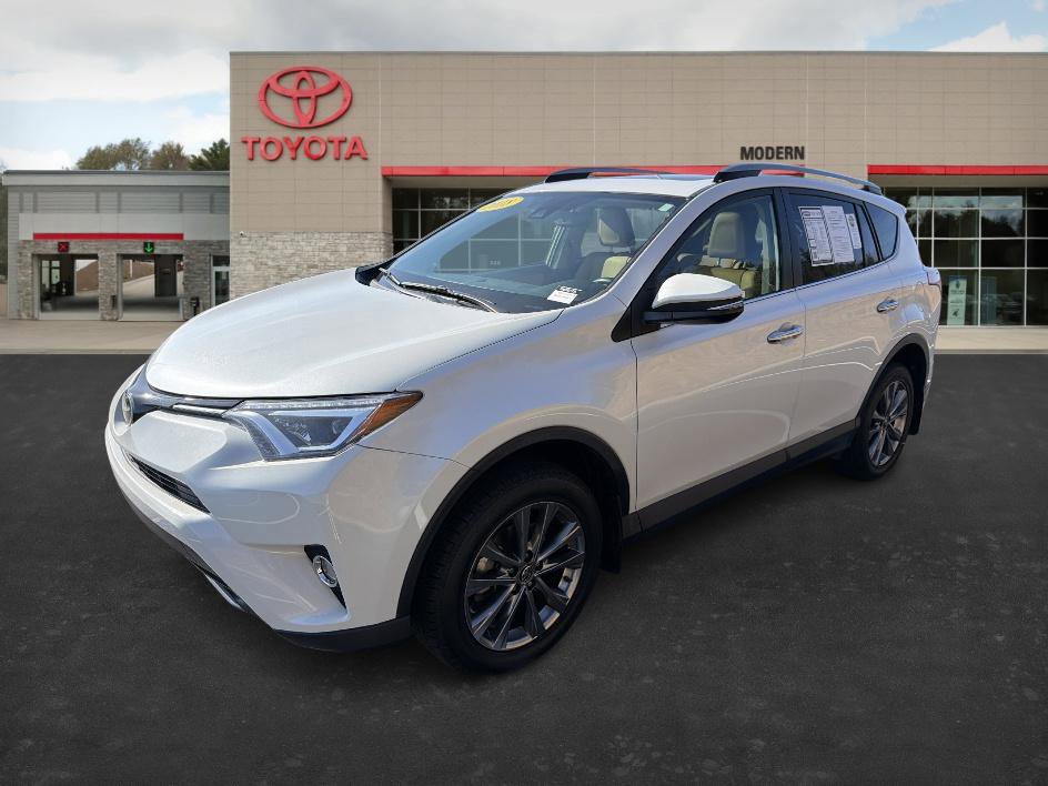 2018 Toyota RAV4 Limited's photo