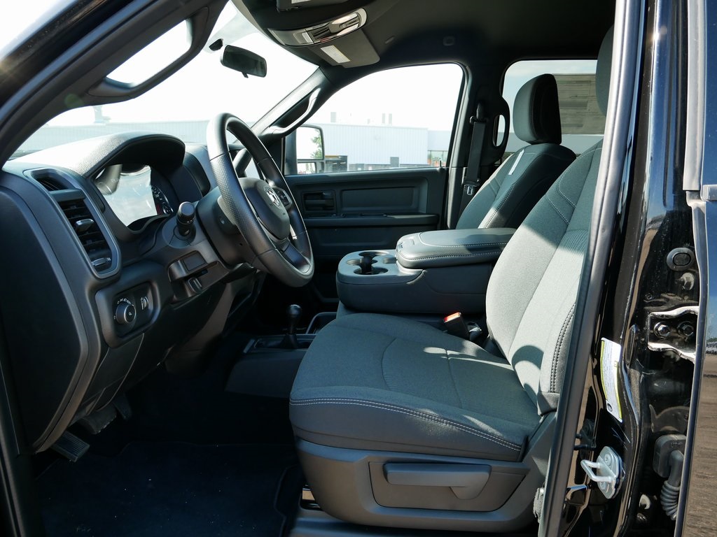 2024 Ram 2500 Tradesman photo 6