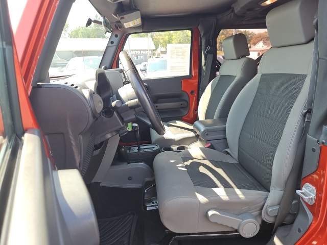 2009 Jeep Wrangler X photo 20
