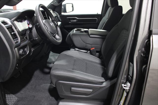 2025 Ram 1500 Big Horn photo 3
