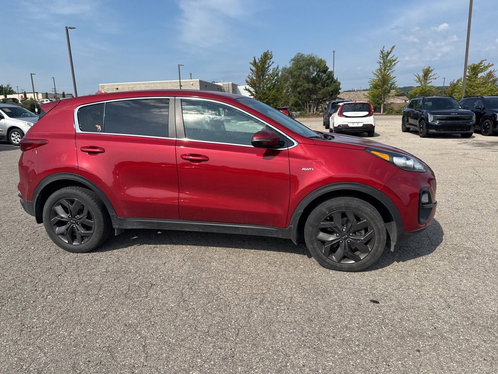 2022 Kia Sportage LX photo 3
