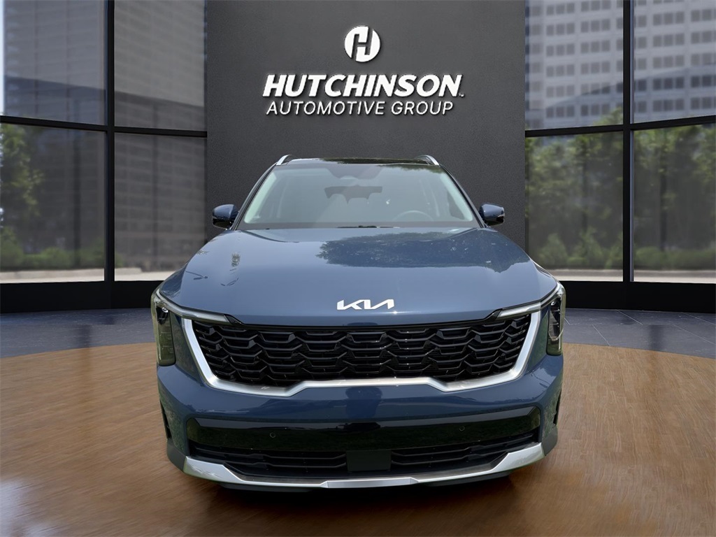 2025 Kia Sorento S photo 2