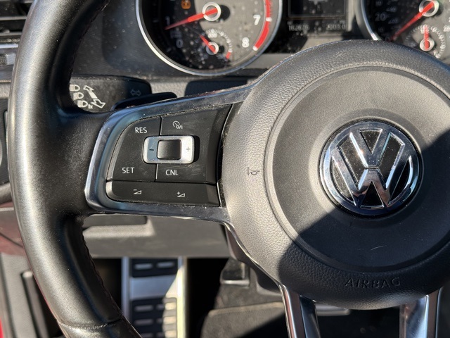 2016 Volkswagen Golf GTI Base SE Autobahn photo 13