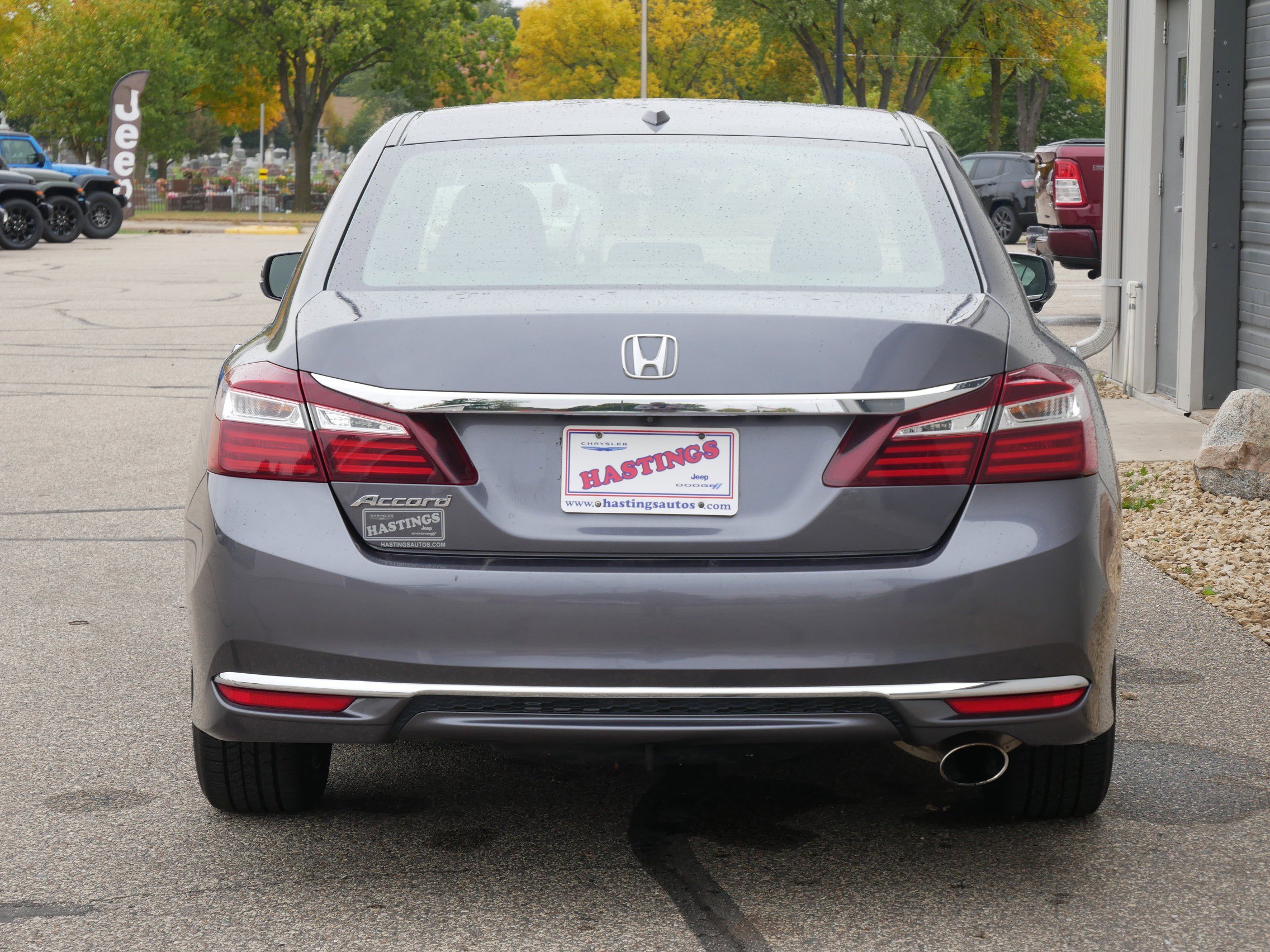 2017 Honda Accord EX-L photo 4