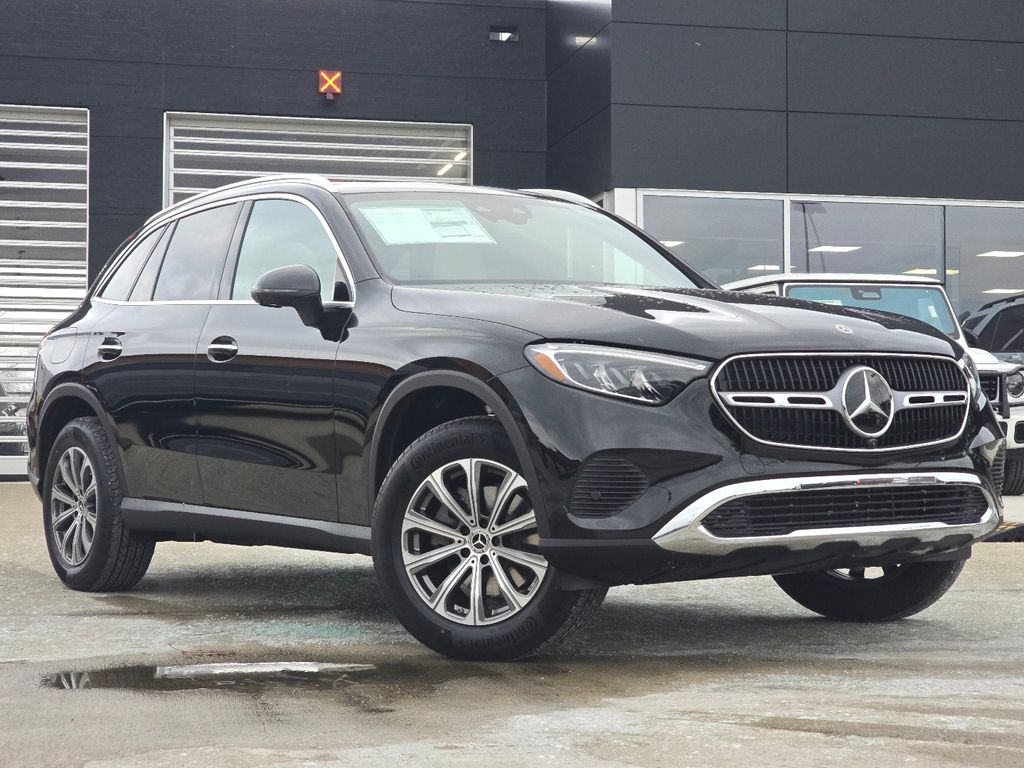 2026 Mercedes-Benz GLC