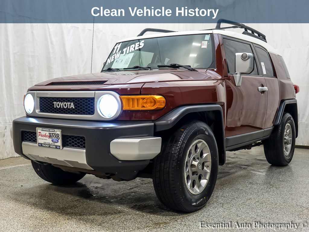 2011 TOYOTA FJ CRUISER - Image 2