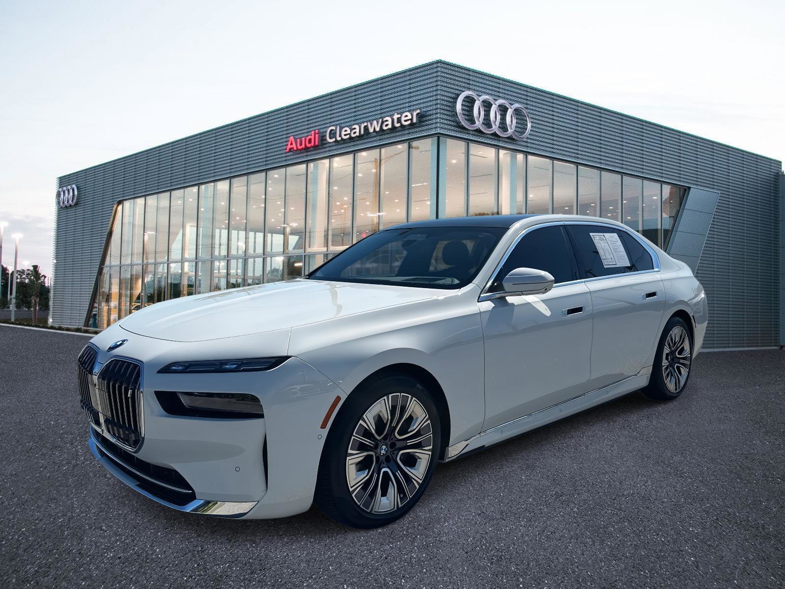 2024 BMW i7 Base's photo