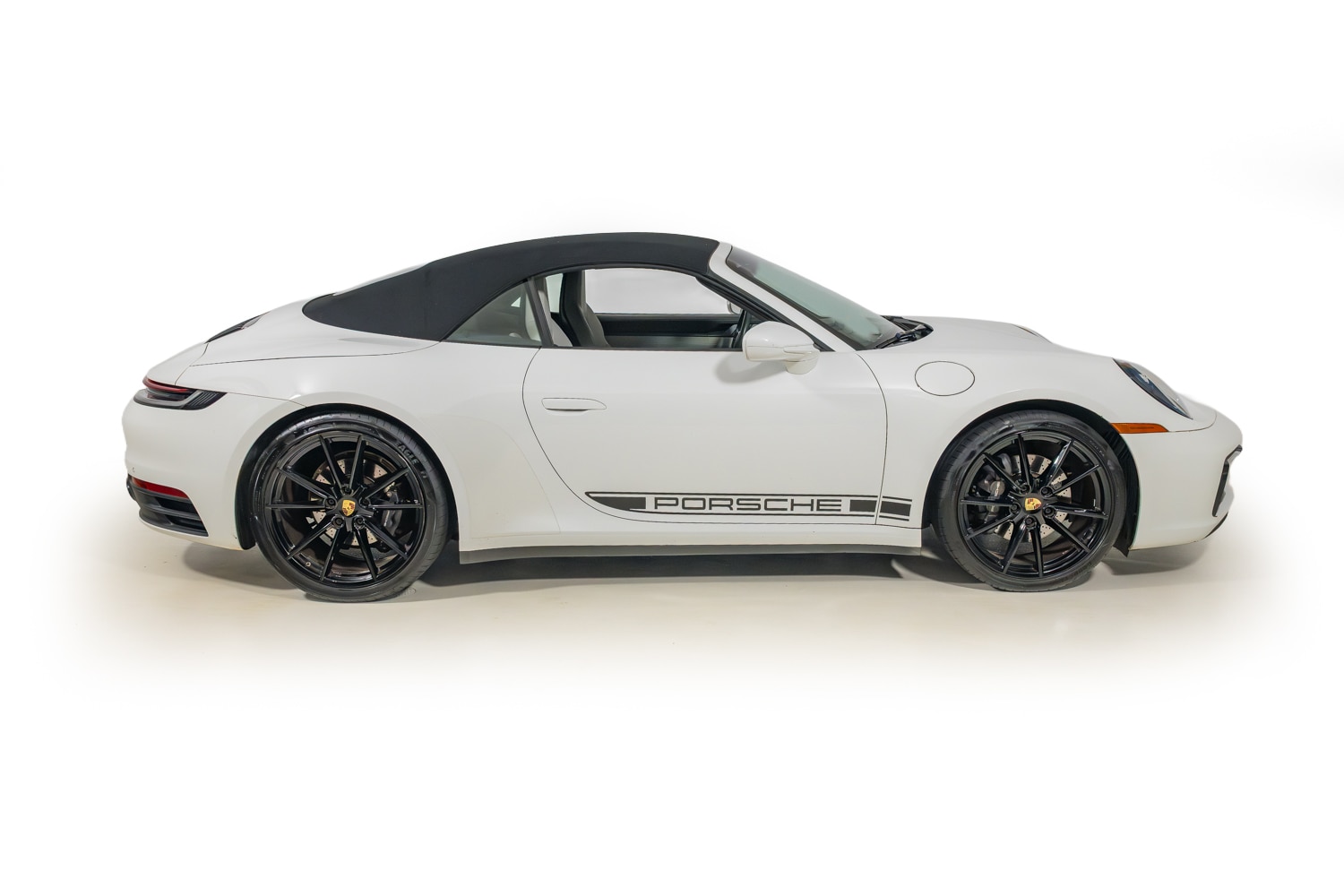 2022 Porsche 911 4 photo 18