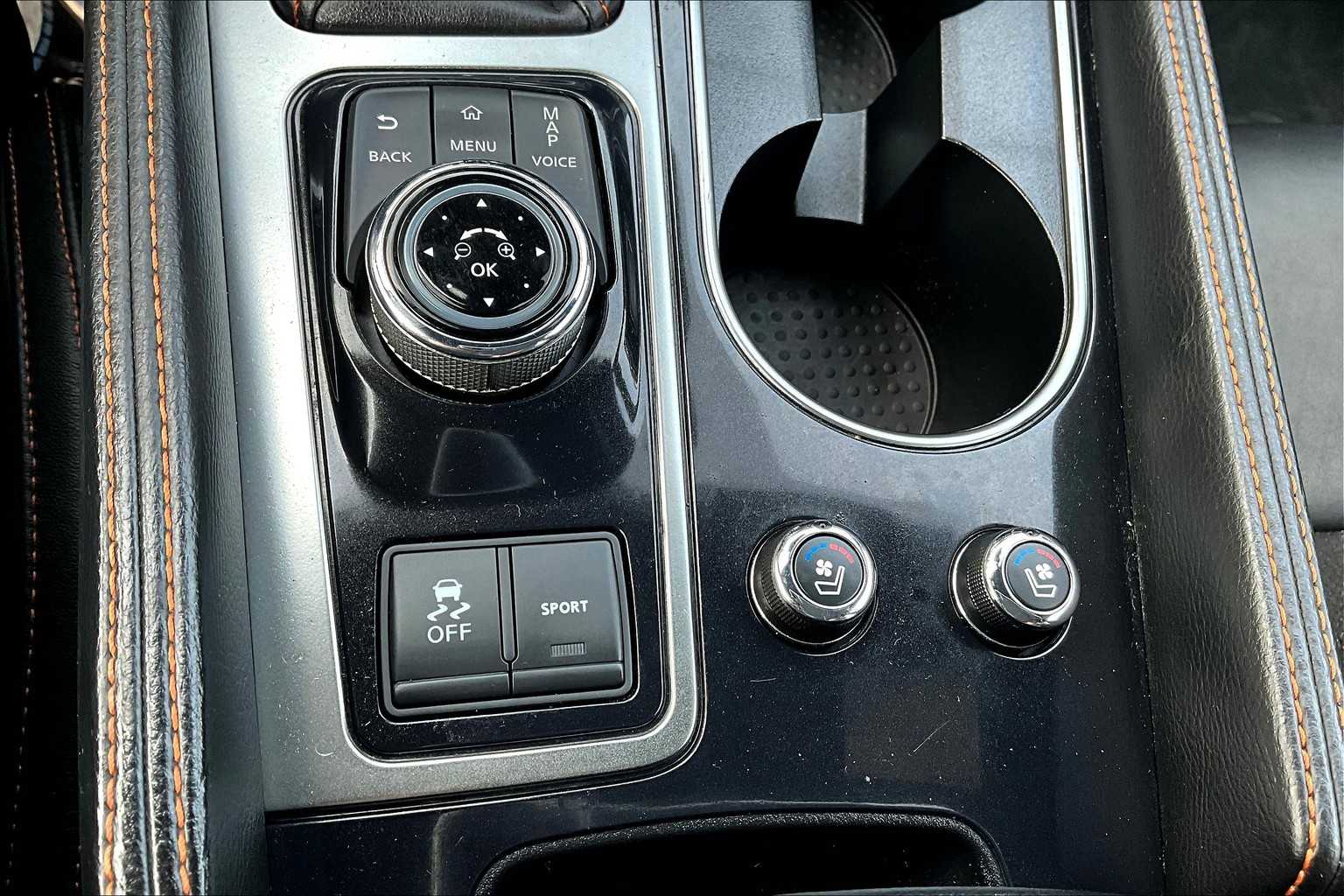 2023 Nissan Maxima SR photo 32