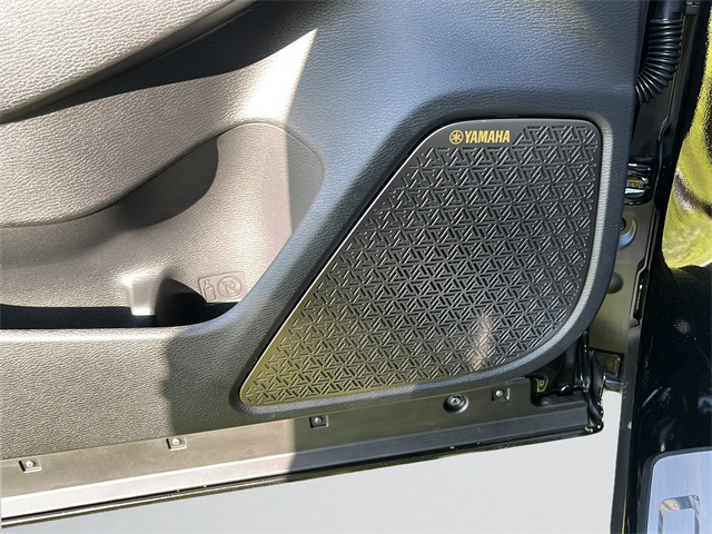 2025 Mitsubishi Outlander SEL photo 36