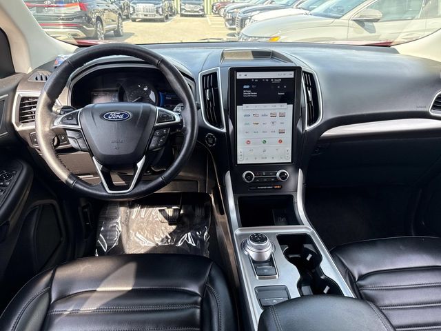 2024 Ford Edge SEL photo 12