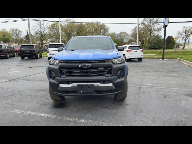 2025 Chevrolet Colorado Trail Boss photo 3