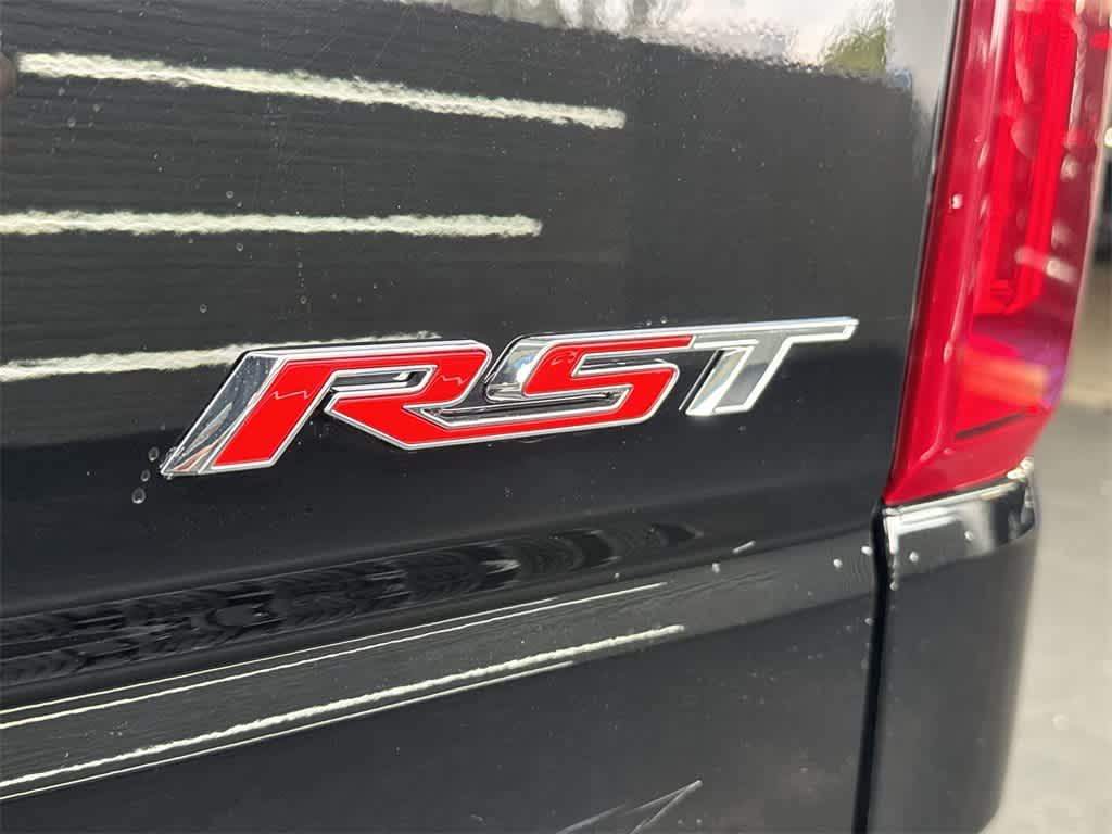 2023 Chevrolet Silverado 1500 RST photo 9