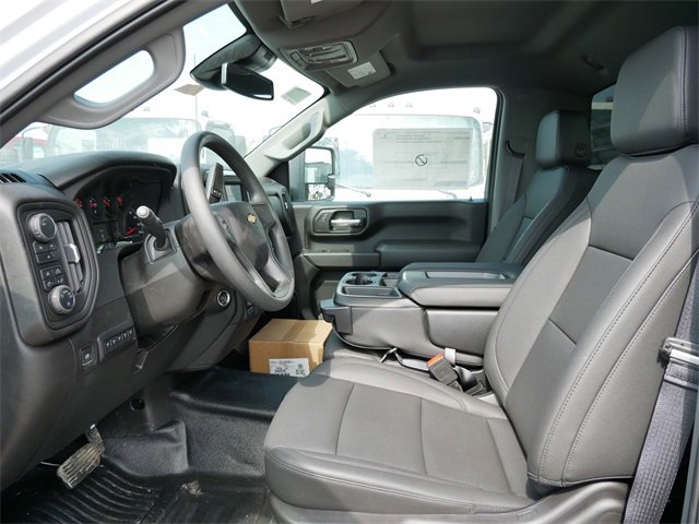 2025 Chevrolet Silverado 3500HD Work Truck photo 3