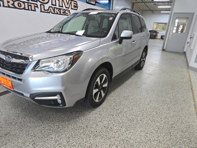 Used 2018 Subaru Forester Limited with VIN JF2SJARC3JH519606 for sale in Detroit Lakes, Minnesota
