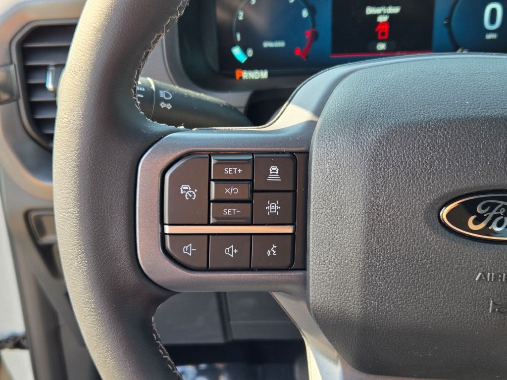 2025 Ford F-150 XLT photo 27