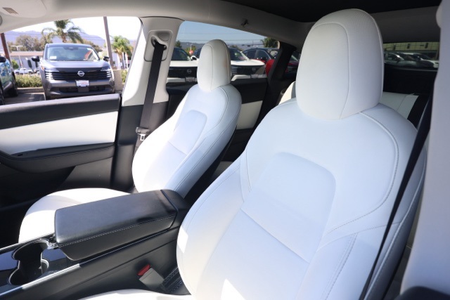 2021 Tesla Model Y Performance photo 14