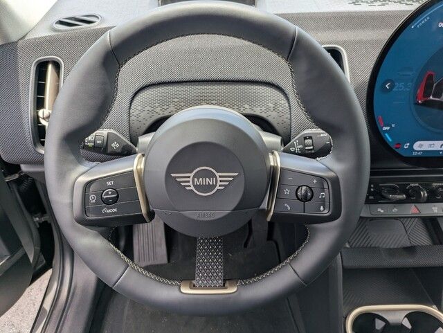 2025 Mini Countryman S ALL4 photo 19