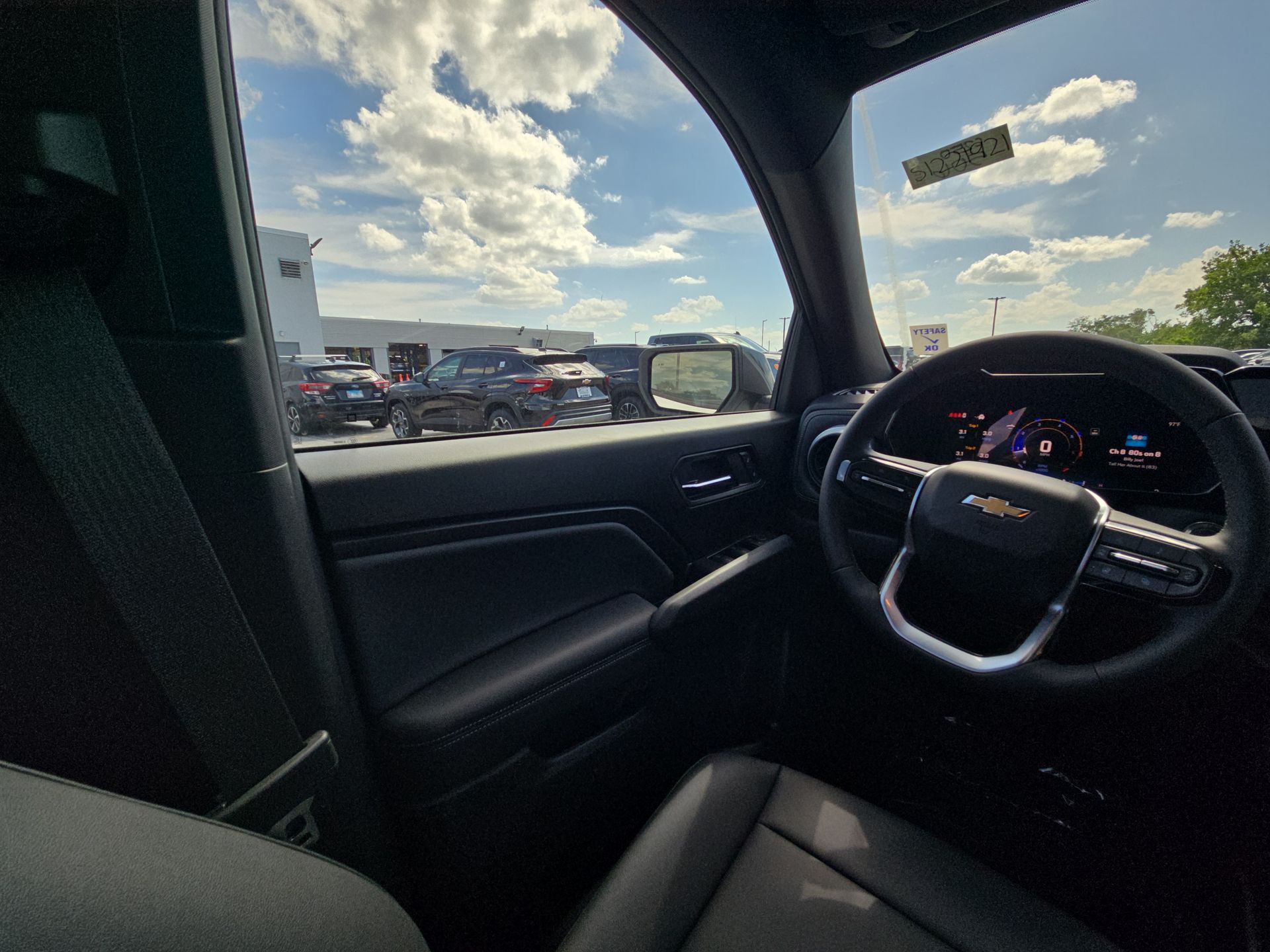 2025 Chevrolet Colorado Work Truck LT photo 14