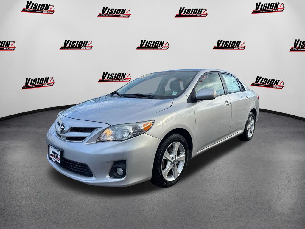 2012 Toyota Corolla LE's photo