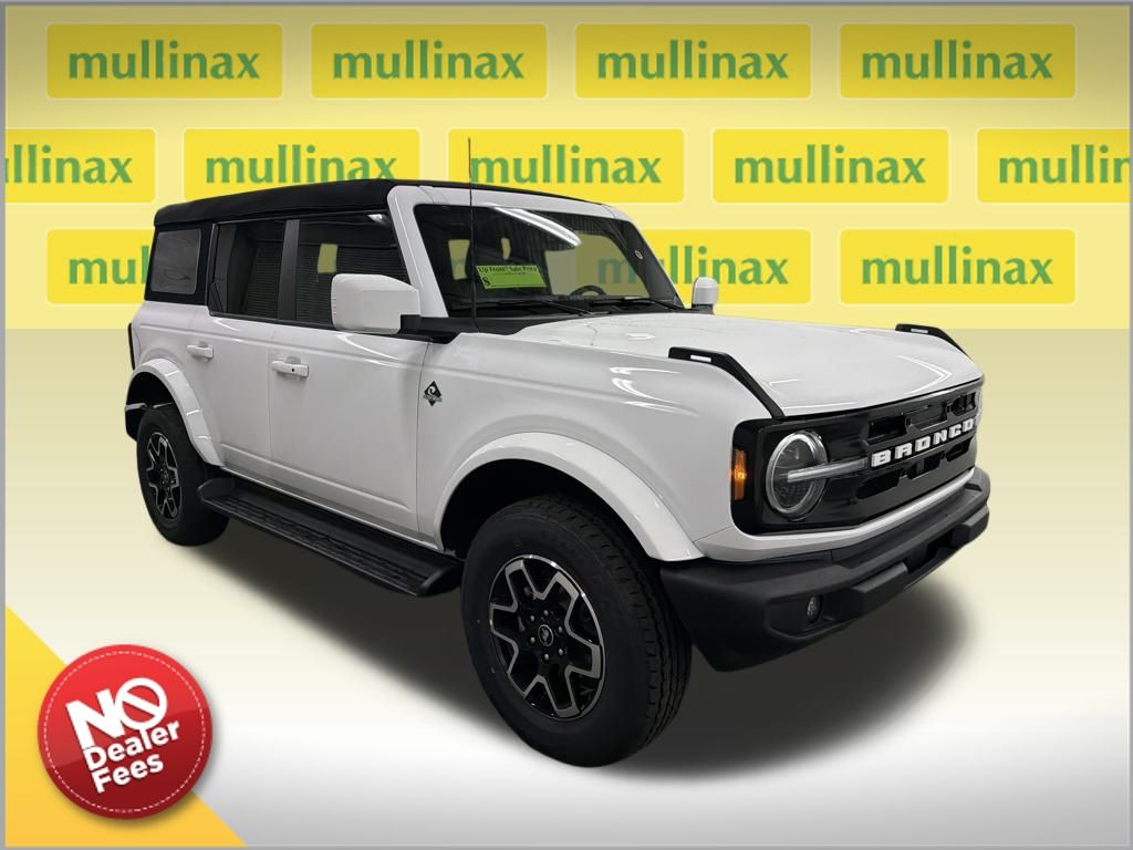 2025 Ford Bronco 4-Door Outer Banks's photo