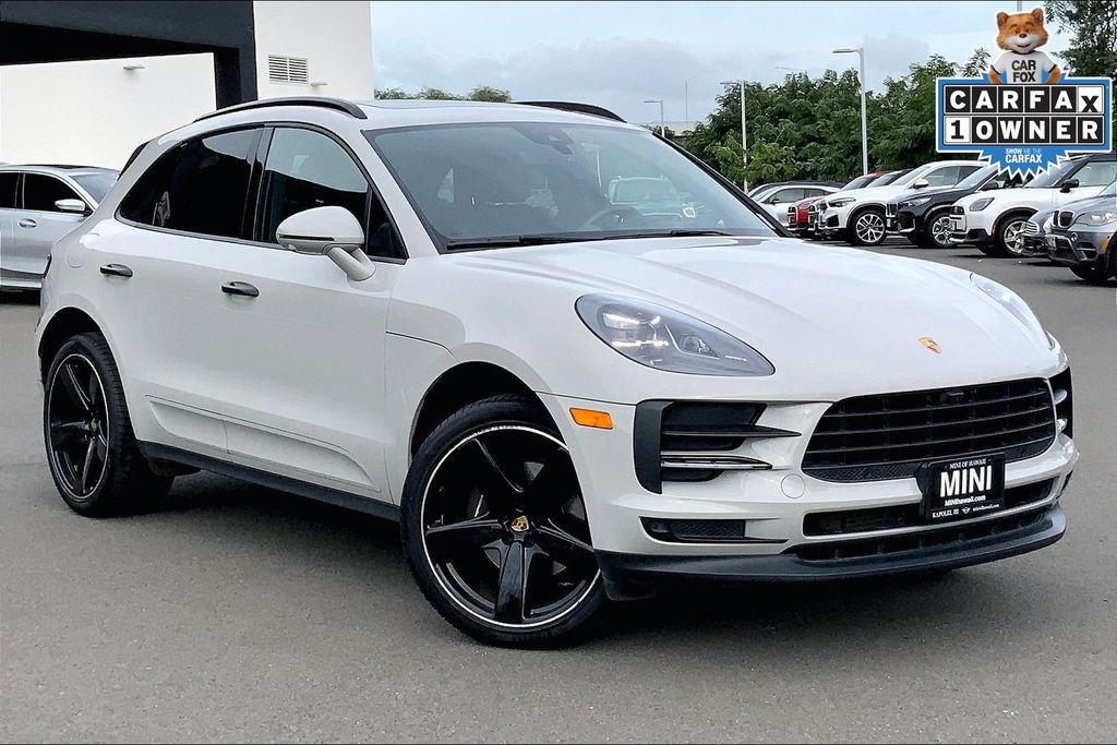 2019 Porsche Macan Base's photo