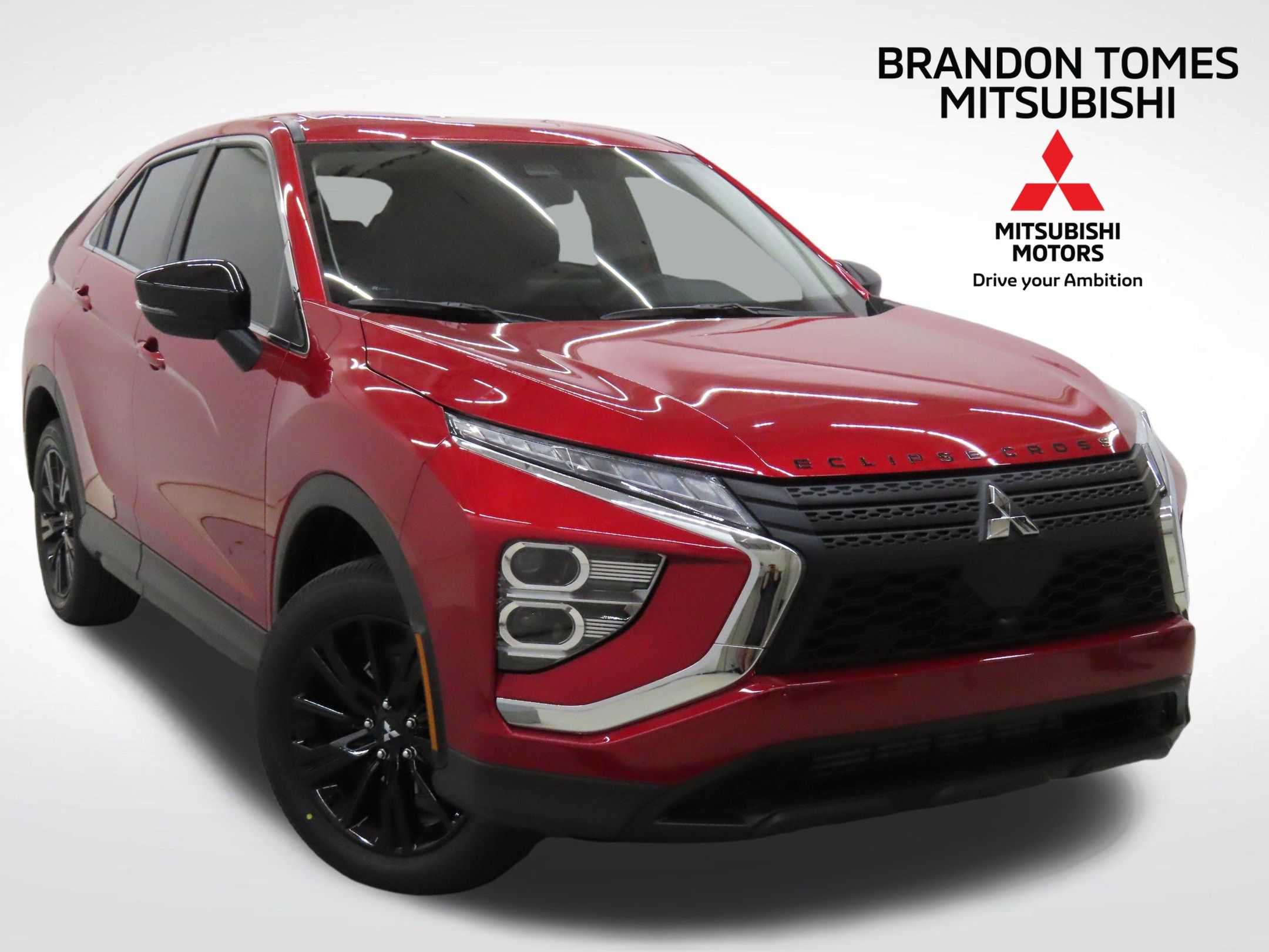 2025 Mitsubishi Eclipse Cross LE's photo